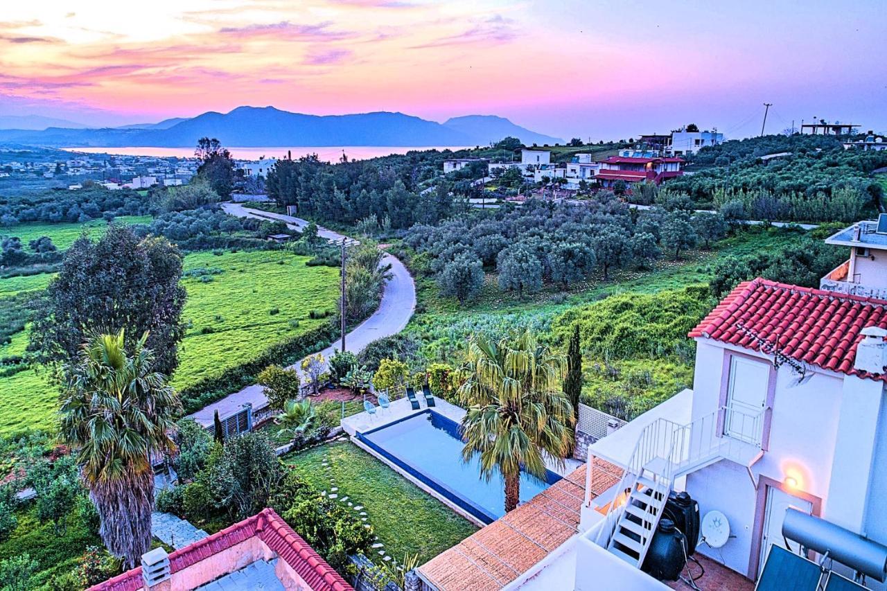 Cretan Mansion With Heated Swimming Pool Villa Jeorjoúpoli Eksteriør bilde