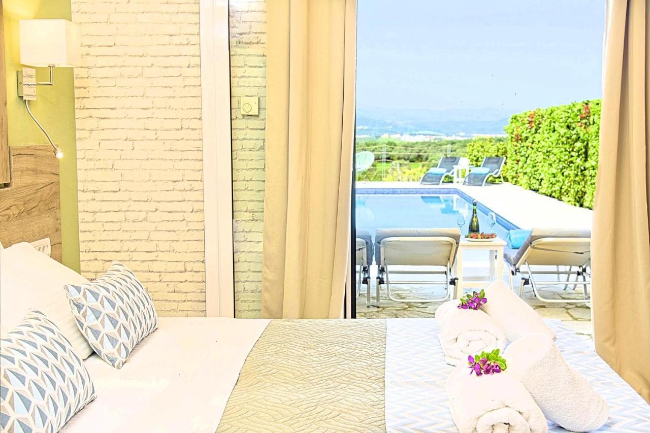Cretan Mansion With Heated Swimming Pool Villa Jeorjoúpoli Eksteriør bilde