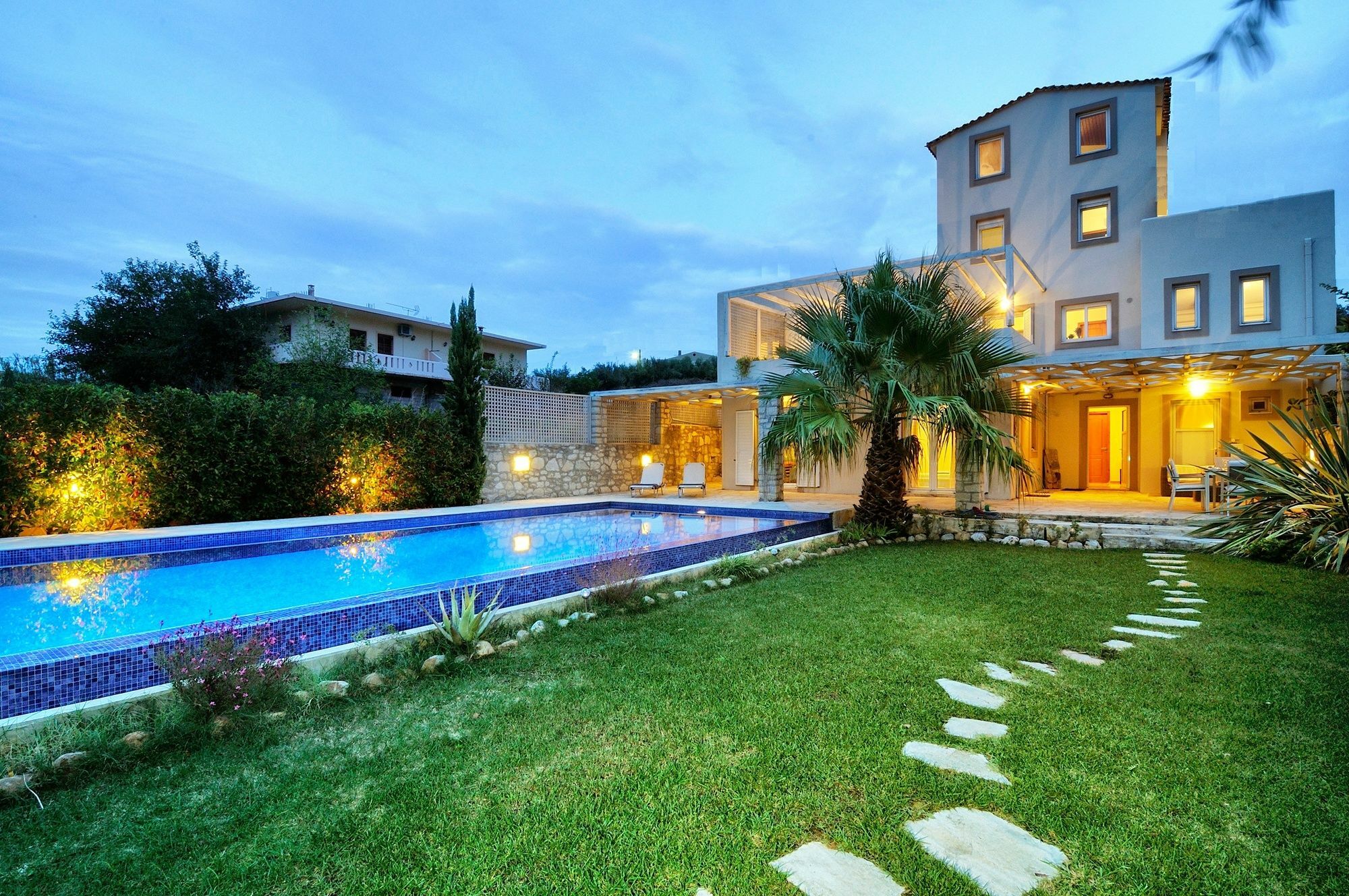 Cretan Mansion With Heated Swimming Pool Villa Jeorjoúpoli Eksteriør bilde
